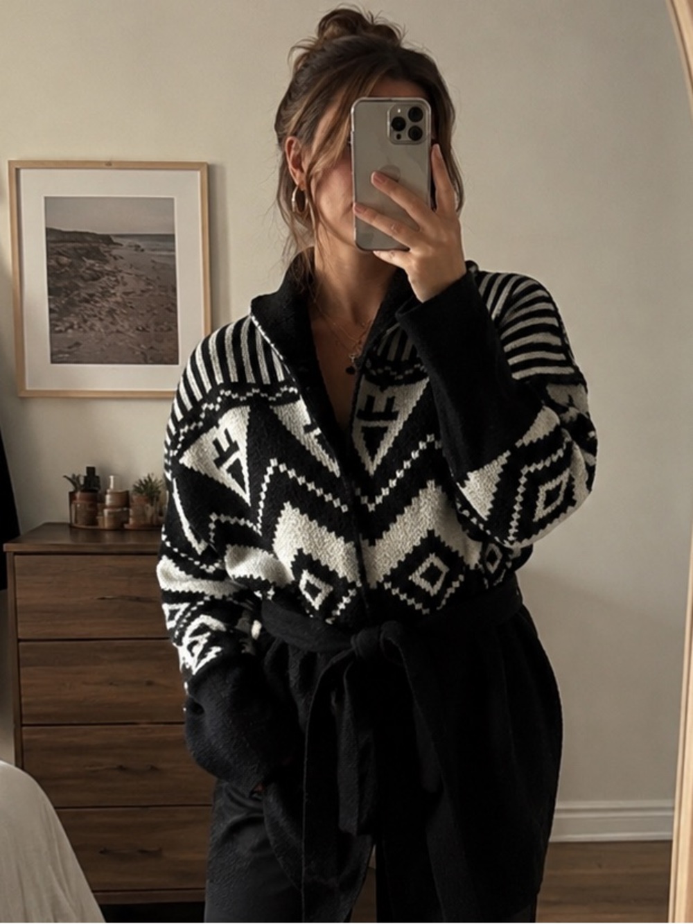 Rachel Roy black and white Sweater